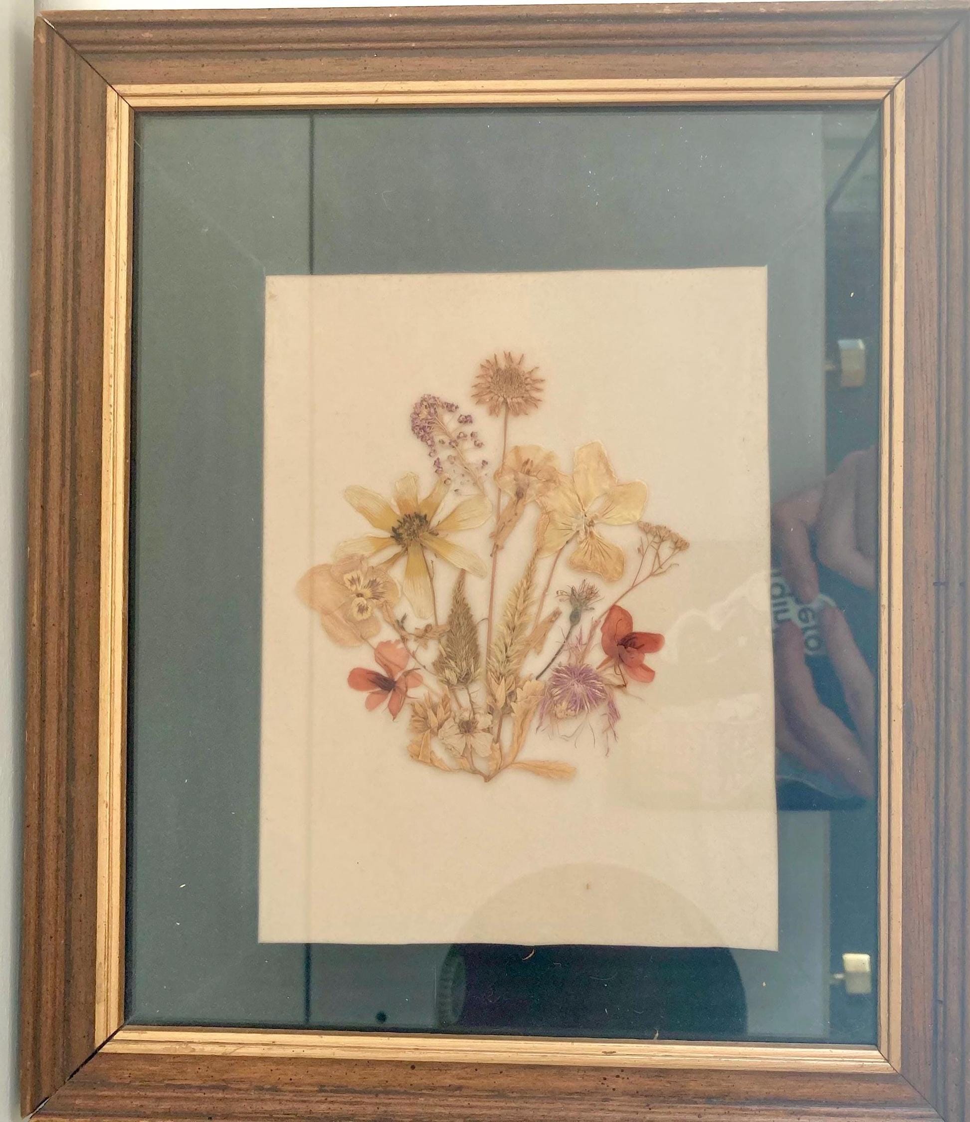 Vintage Pressed Flower Artwork: Handmade Framed Wildflower Bouquet