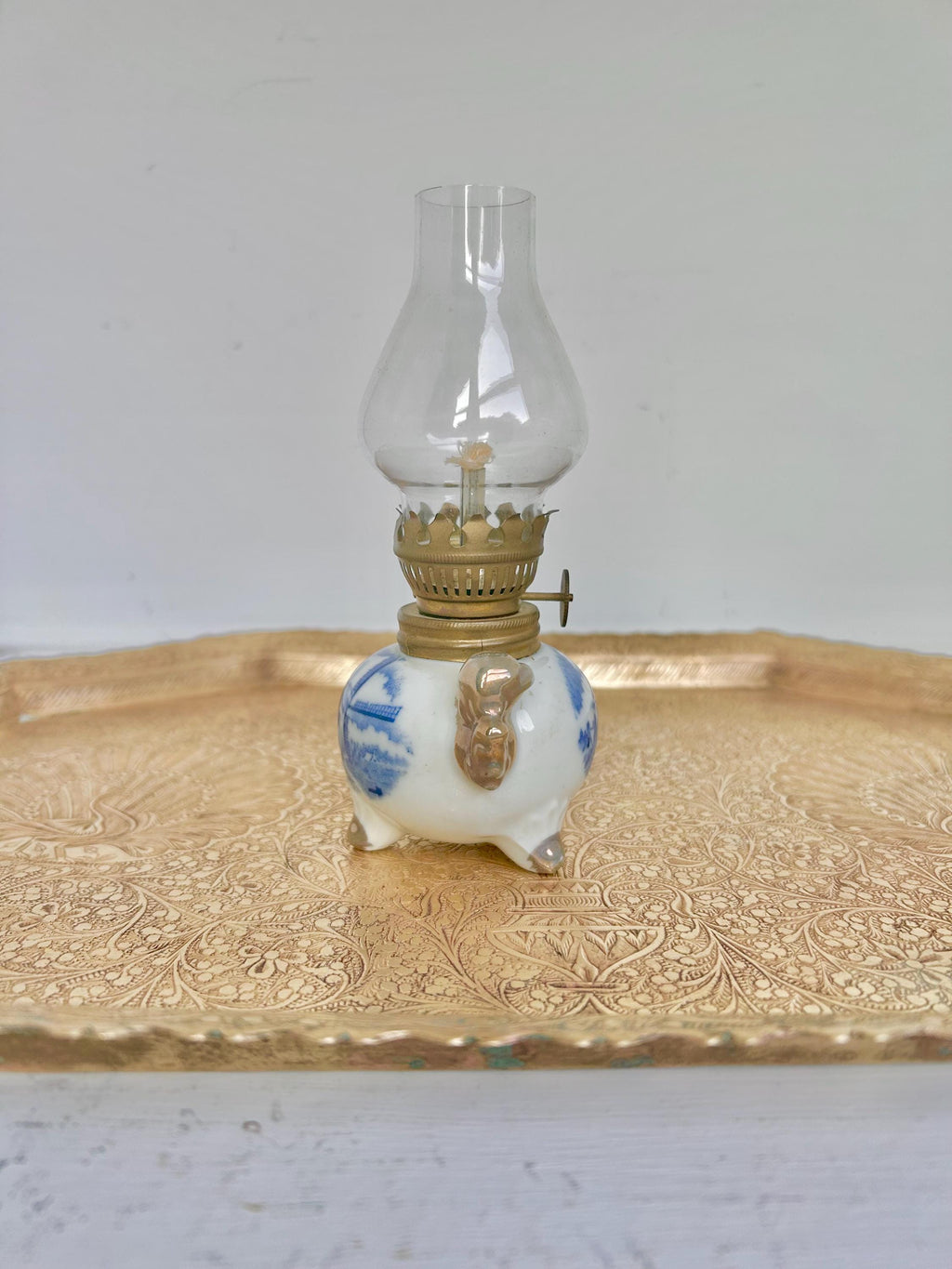 Vintage Dutch Windmill Porcelain Oil Lamp: Blue & White China, Gilt Trim