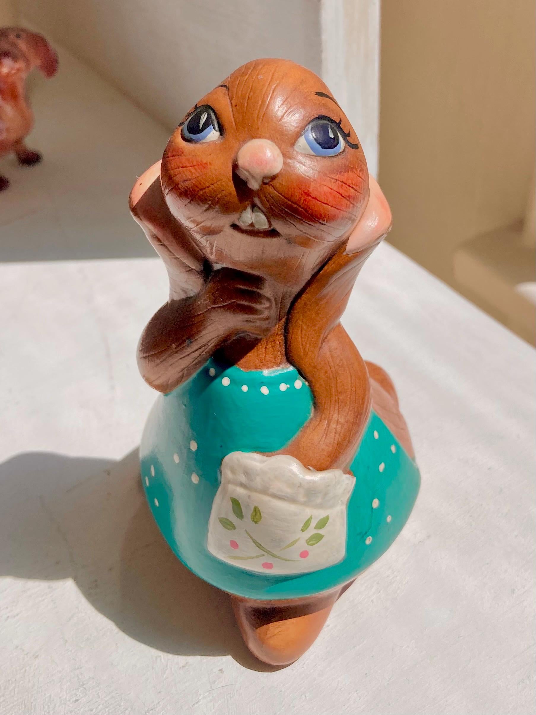 Vintage Pendelfin Lucy Pocket Rabbit Figurine: 1960s Hand-Painted Bunny