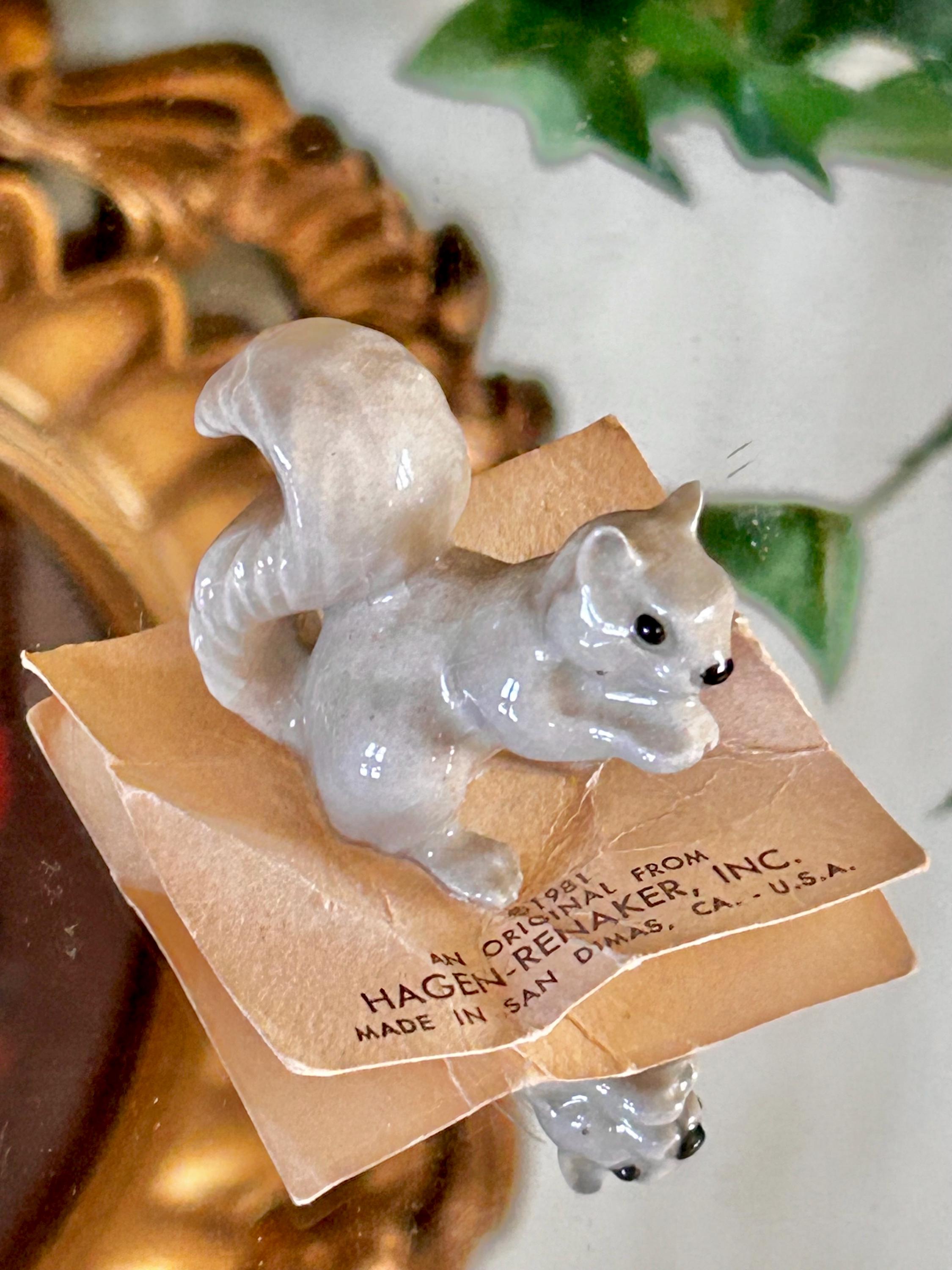 vintage Hagen-Renaker tiny hand-painted Squirrel Figurine
