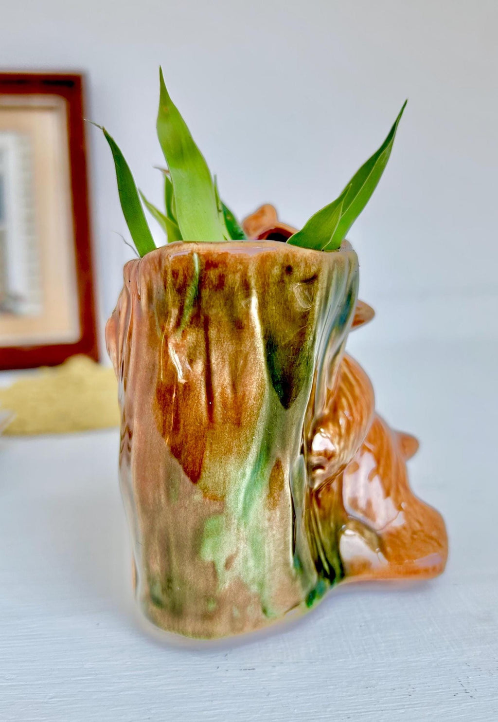 Vintage Brown Bear Ceramic Planter: Anthropomorphic Tree Stump Vase