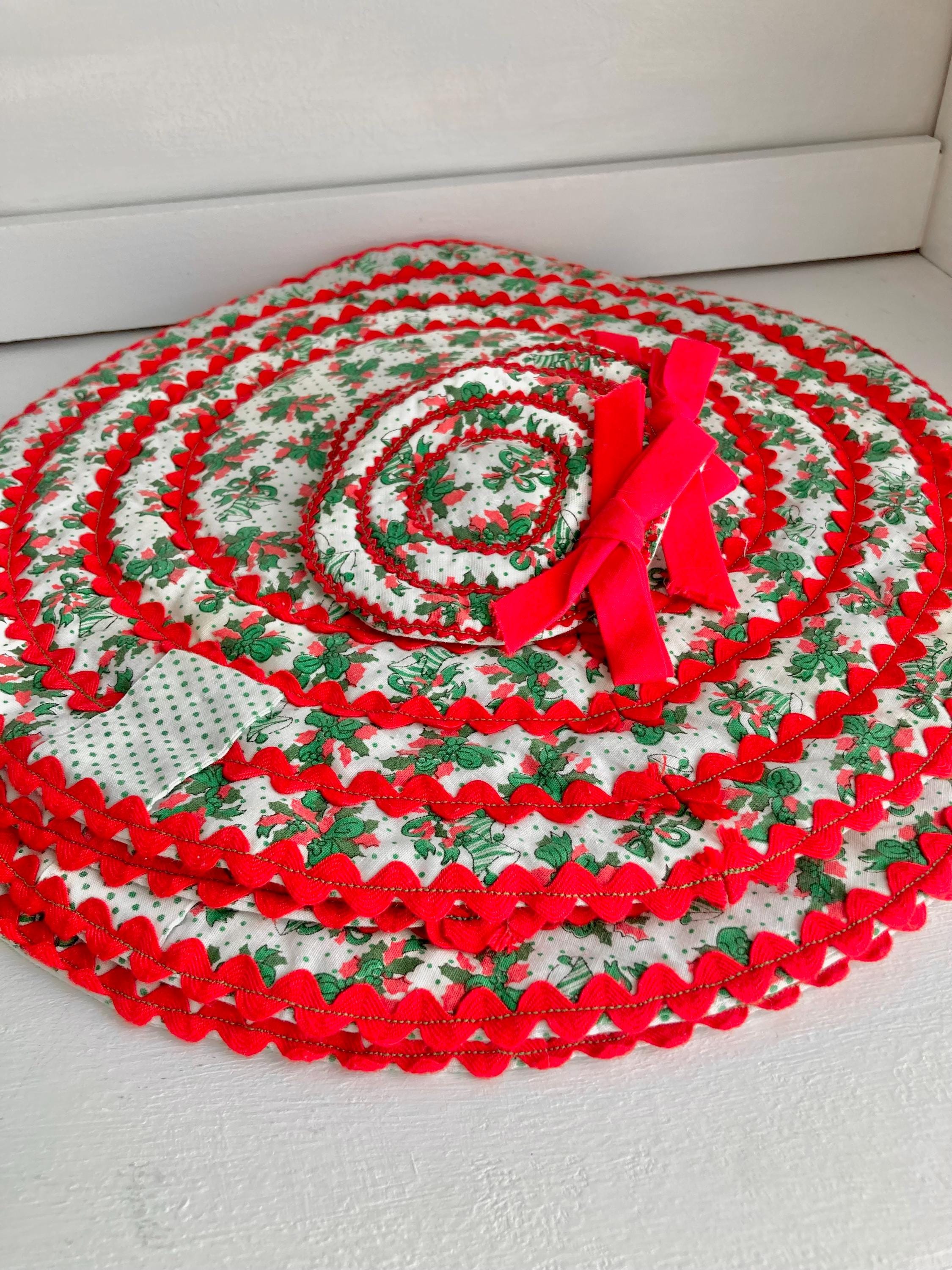 Vintage 1970s Hand-stitched Christmas Holiday Cotton Quilted Placemat Setting with Matching Coasters for Four
