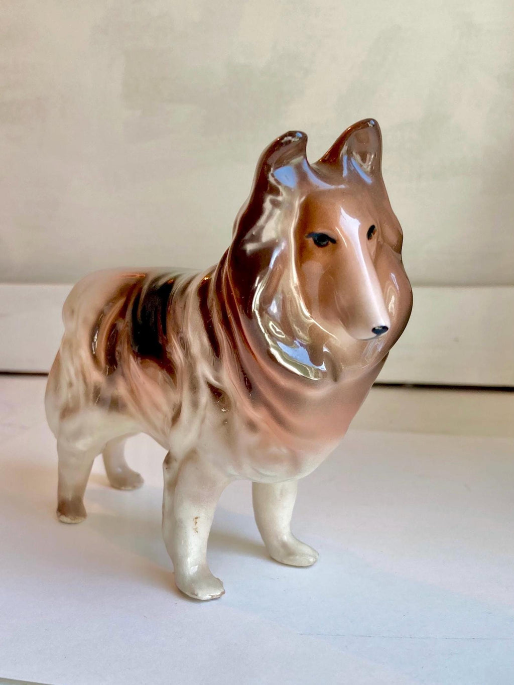 Vintage Collie Figurine - Hand Painted Doggie Statuette