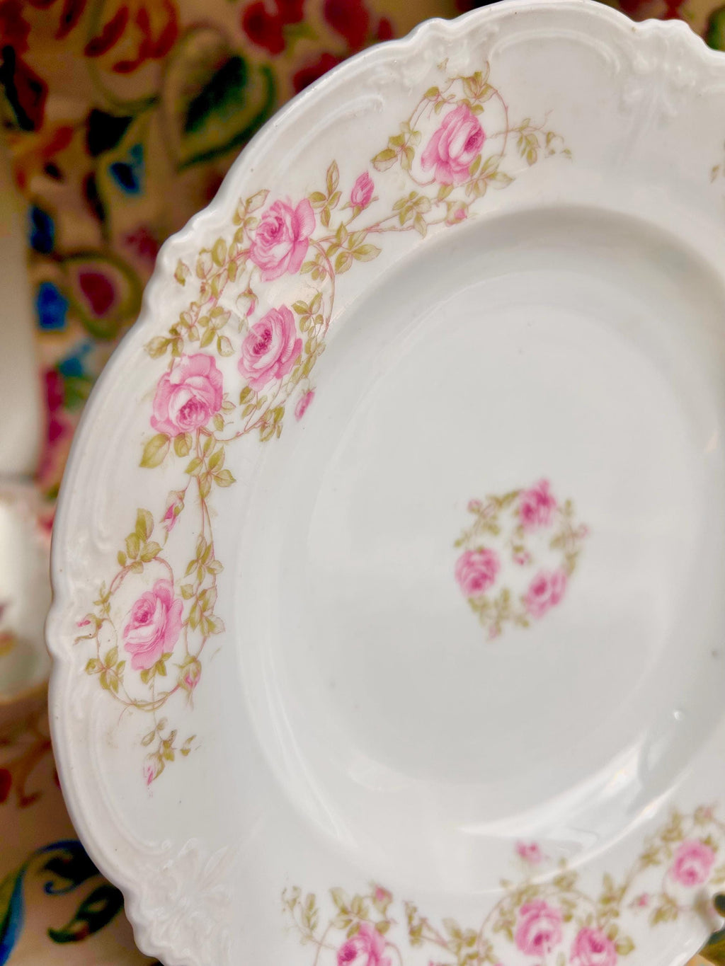 Vintage Bavarian Porcelain Bowl: Pink Roses Garland, Tirschenreuth Germany