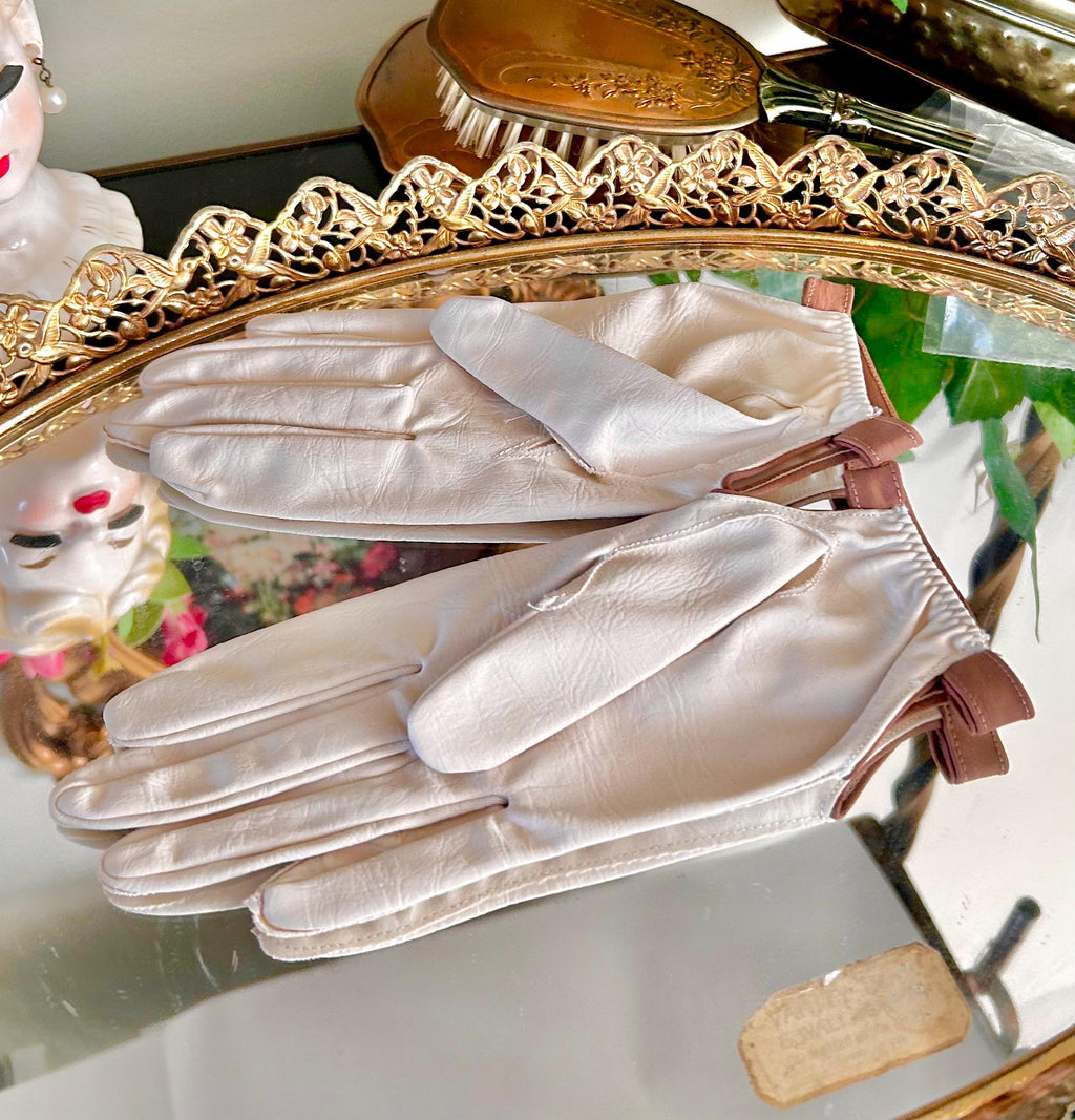 vintage Van Raalte Nylon Gloves in Cream, Brown