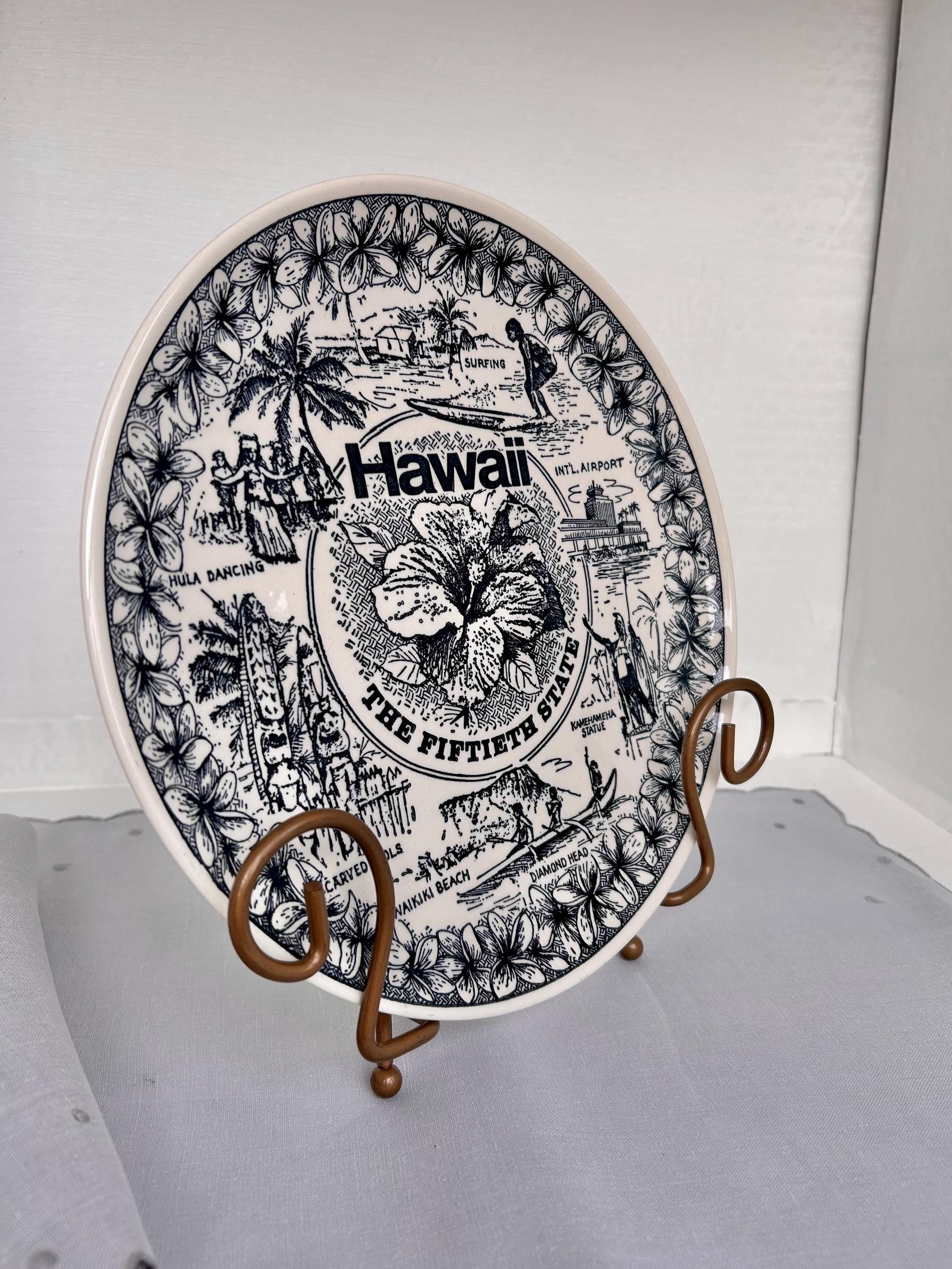 Vintage Hawaii Souvenir Plate: Navy Blue & White American Ironstone