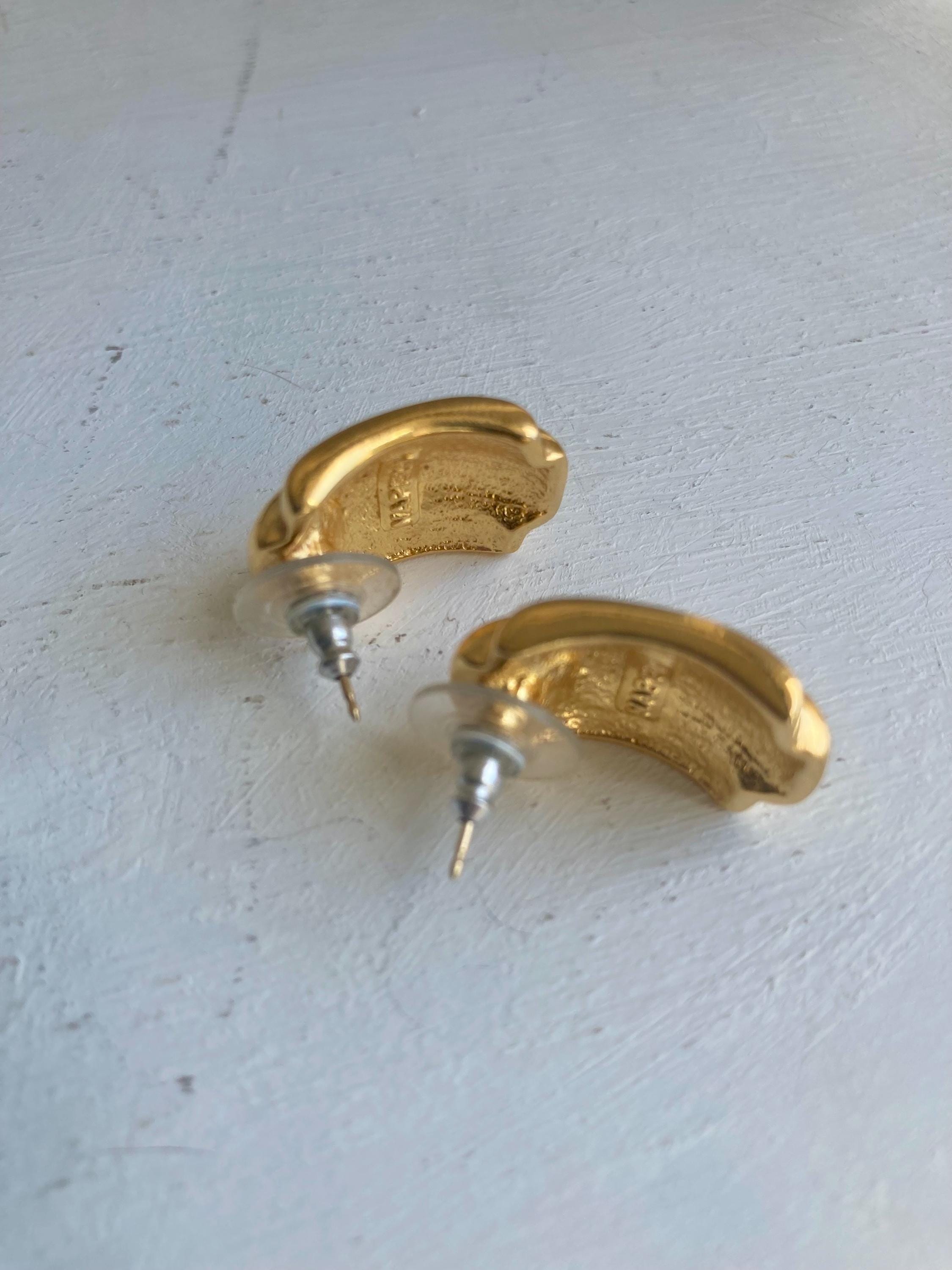 Vintage NAPIER Gold Tone Earrings: 1980s Bold Glamour
