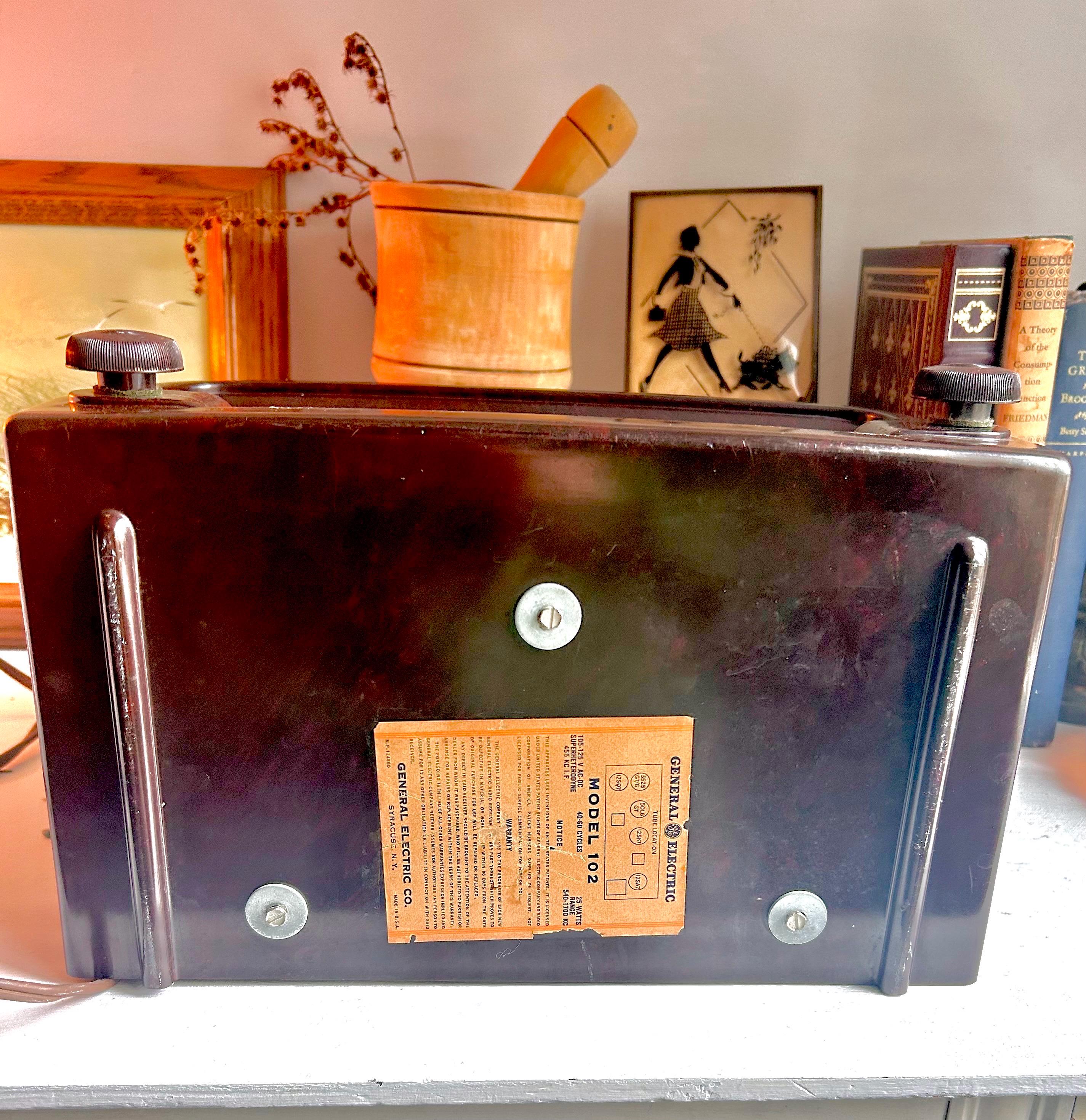 1948 GE Tube Radio: Working Vintage Bakelite Radio, Model 102