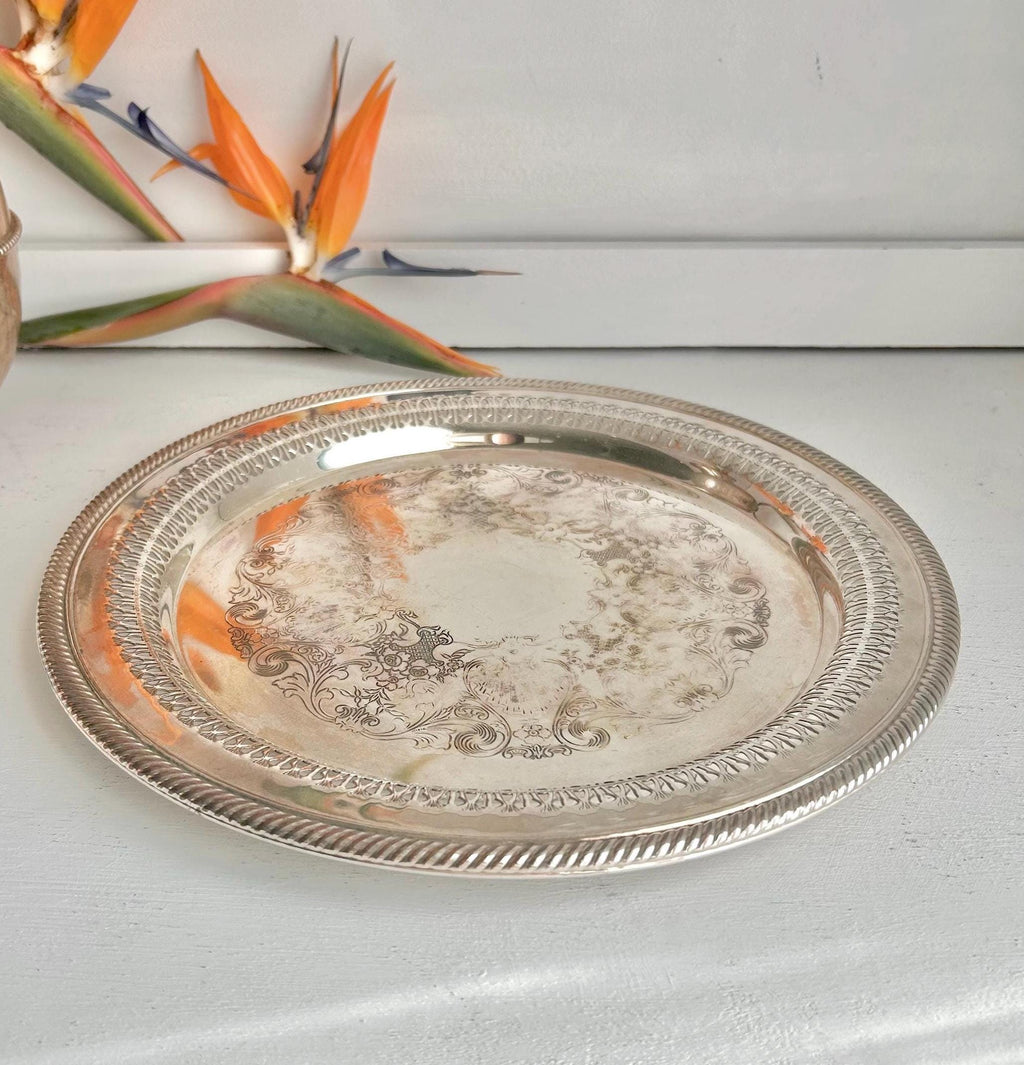 Vintage International Silver Co. Silverplated Platter: Perforated Rim, 12 inch