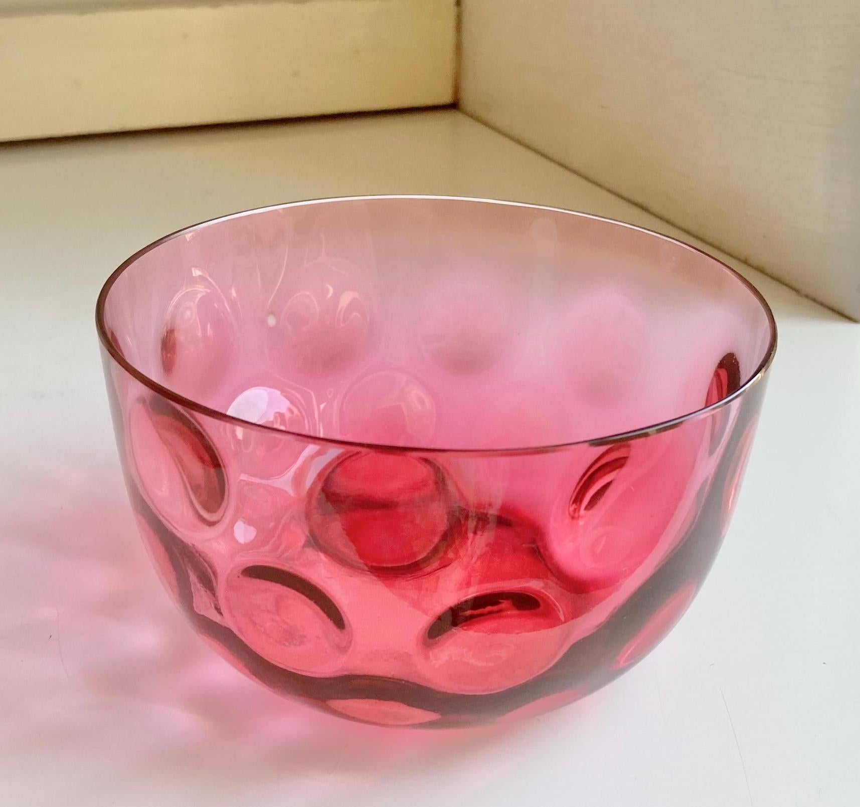 Antique Victorian Amberina Glass Bowl: Reverse Thumbprint Coin Dot