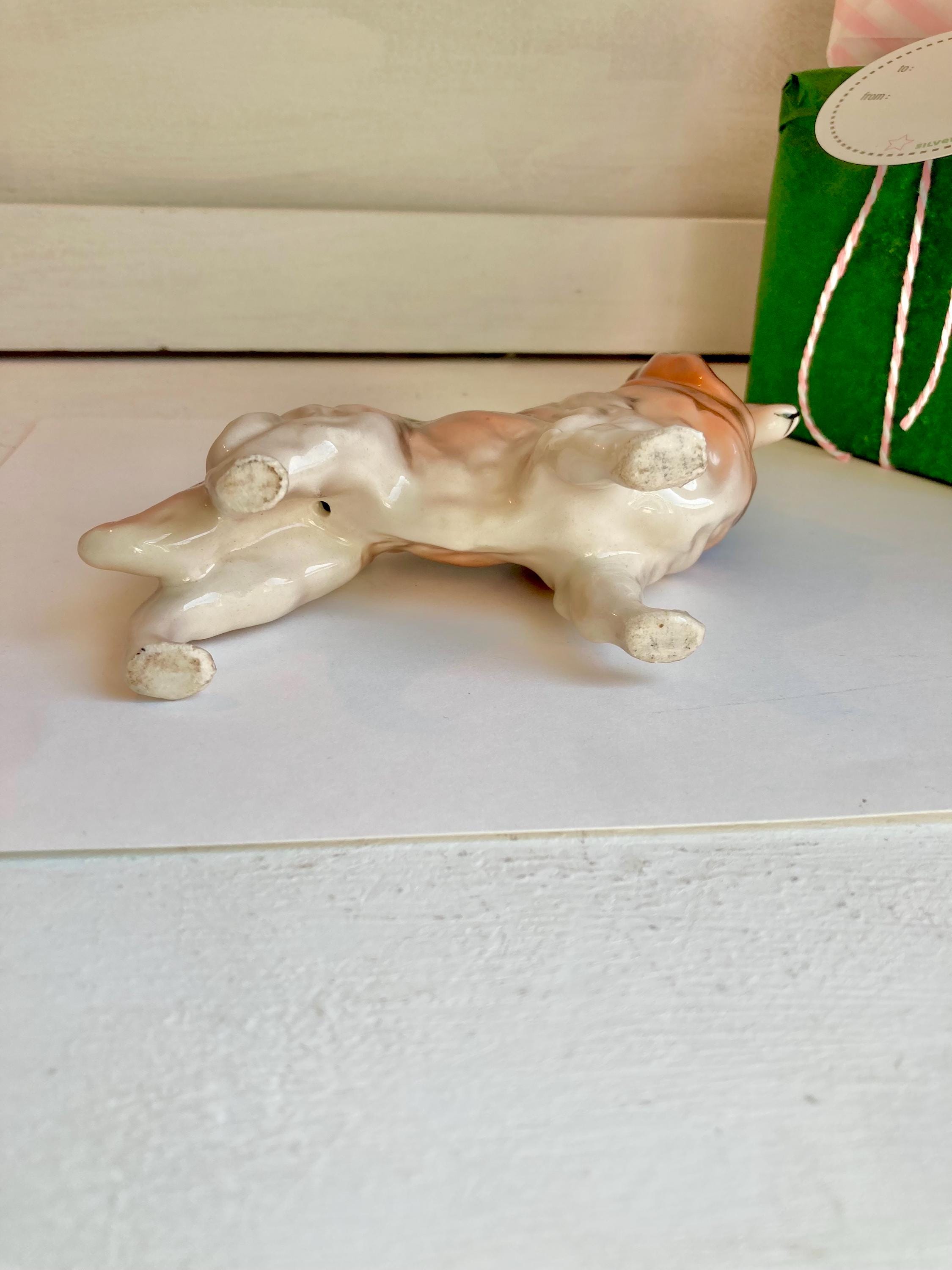 Vintage Collie Figurine - Hand Painted Doggie Statuette