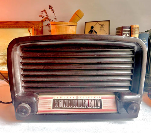 1948 GE Tube Radio: Working Vintage Bakelite Radio, Model 102